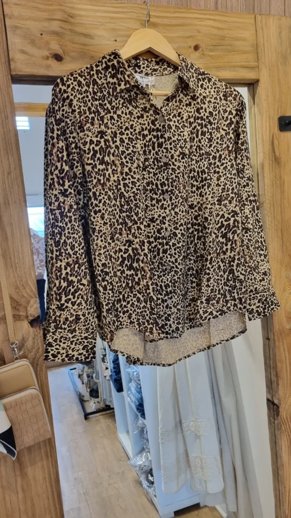 Camisa India Animal Print - Imagen 2