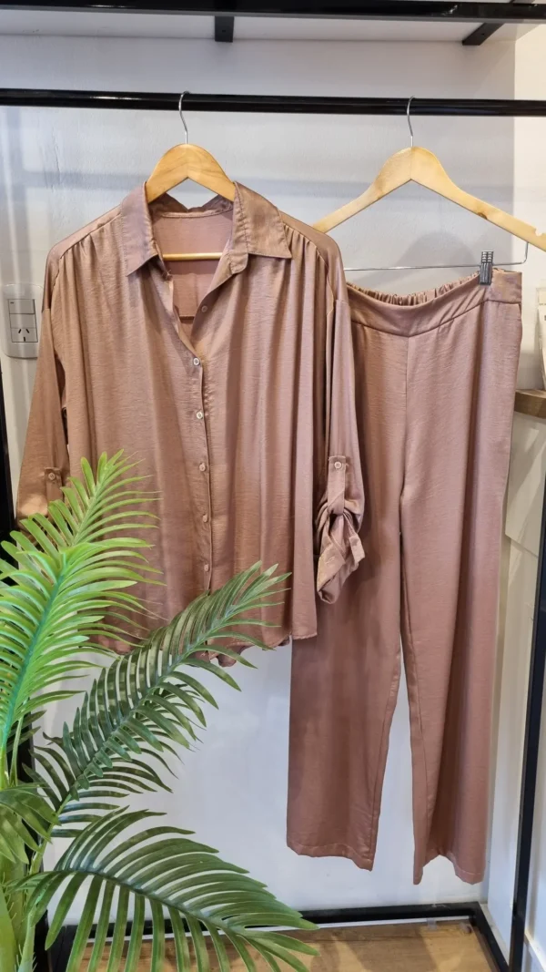 Conjunto Palazzo y Camisola - Imagen 1
